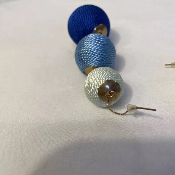 Blue Tones Thread-Wrapped Bead 20" Necklace Matching Drop Earrings - Picture 11 of 11